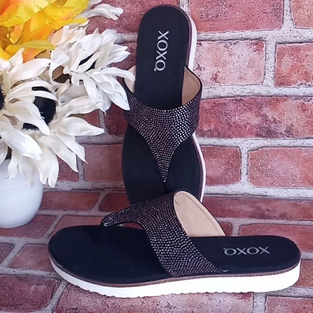 Womens Sandals With Black Rhinestones Shoes Size 10